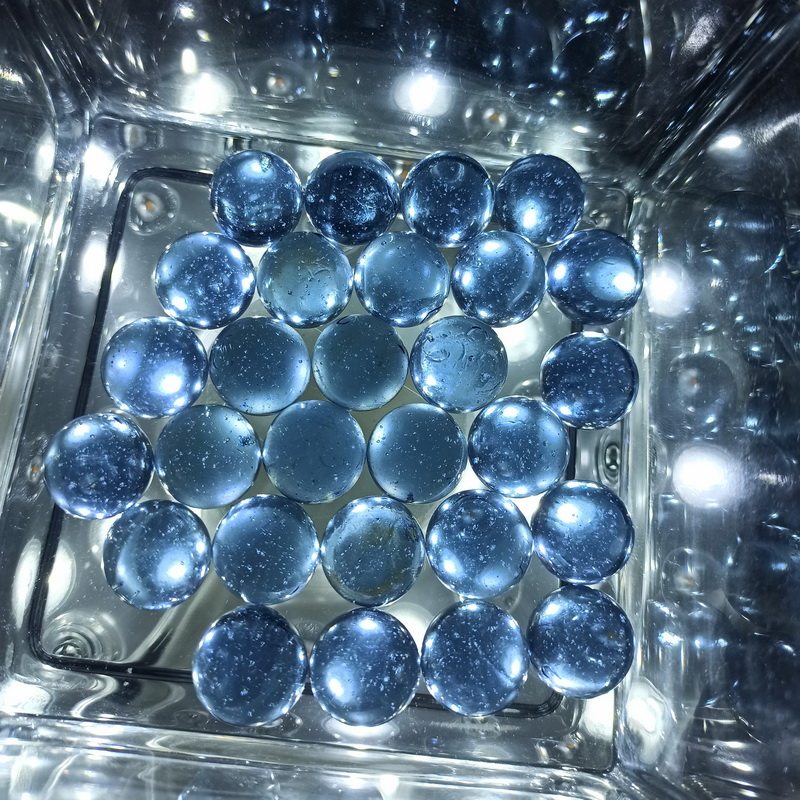 Aquarium Fish Farm - كرات زجاجية ملونة 14/16/17 مم للمزهريات